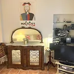 בית נופש Colourful Townhouse In Mountain Village Square ארלס-סור-טק